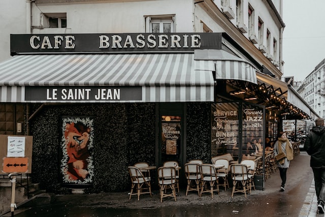 quanto costa un weekend a Parigi quanto costa una vacanza a Parigi