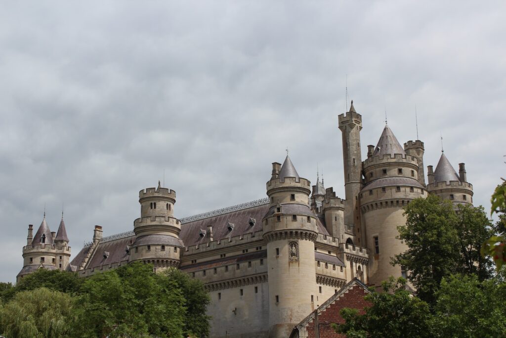 castelli parigi pierrefonds