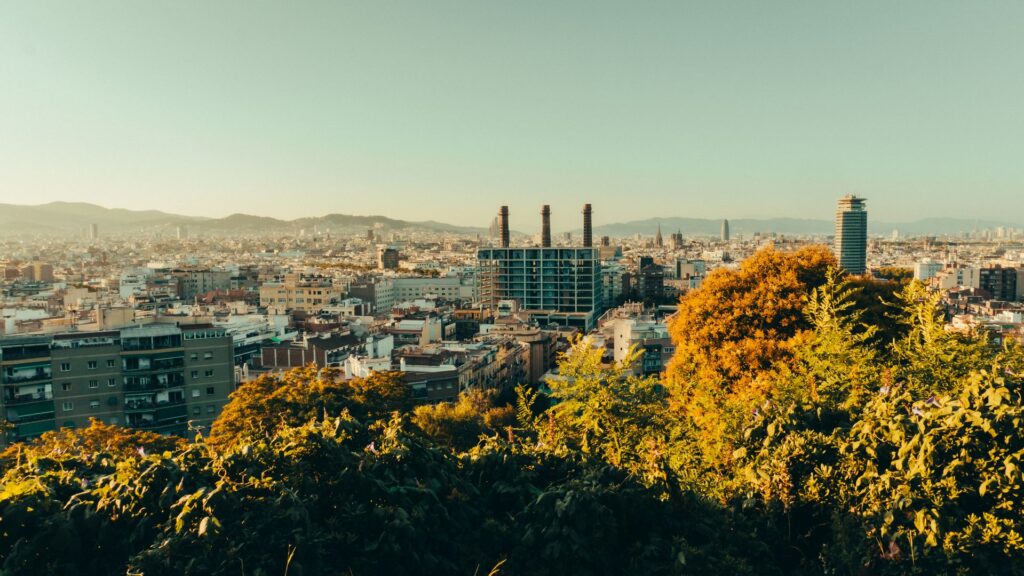 come vestirsi a barcellona mese per mese