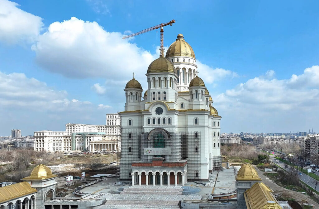 cosa fare a bucarest 3 giorni cattedrale Mântuirii Neamului