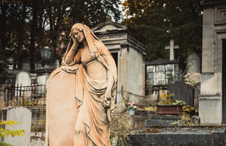 I Cimiteri di Parigi: guida ai cimiteri più famosi e monumentali