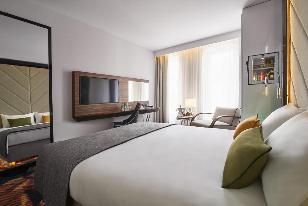 cracovia quartiere ebraico cosa vedere come arrivare hotel dove alloggiare
