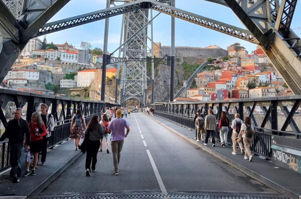 quartiere ribeira porto portogallo