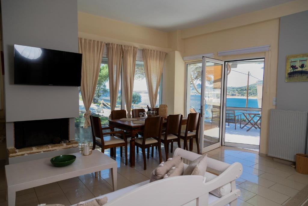 Capo Sunio spiagge e mare hotel dove alloggiare