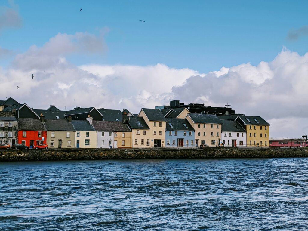 tour da dublino alle scogliere di moher e galway in italiano