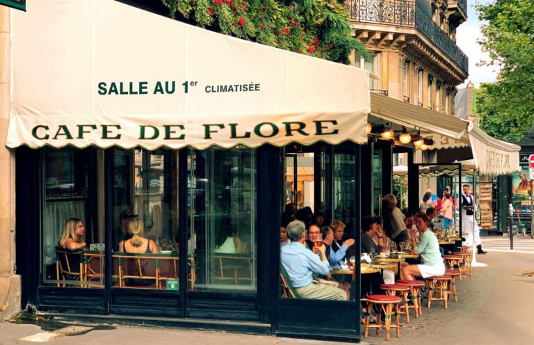 Il Cafe de Flore a Parigi