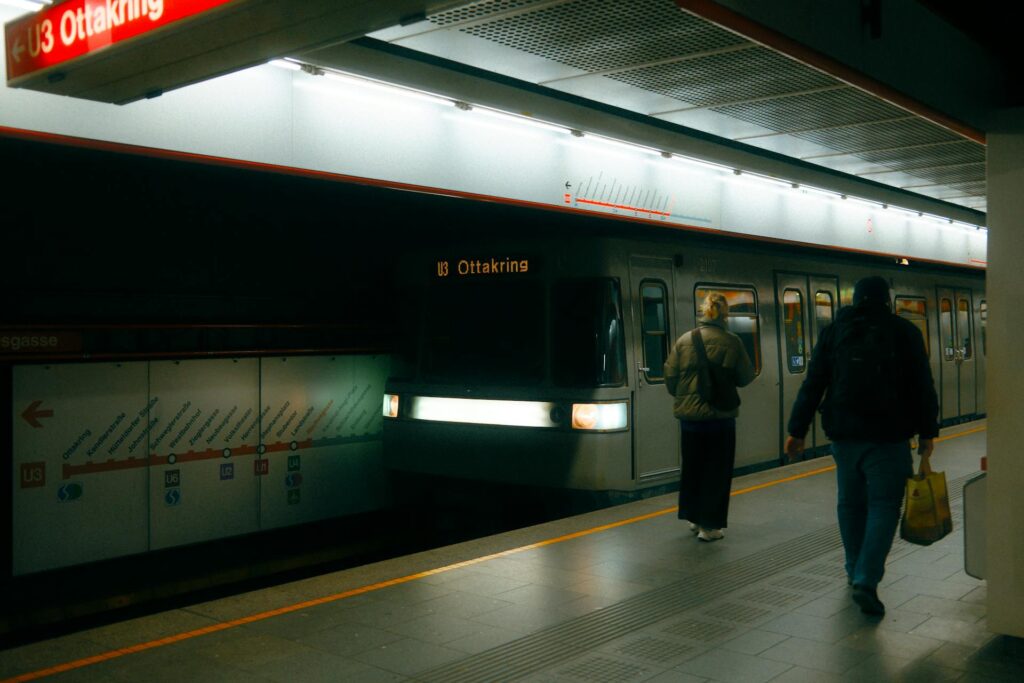 metro vienna come usarla costi e abbonamenti mappa metro Vienna