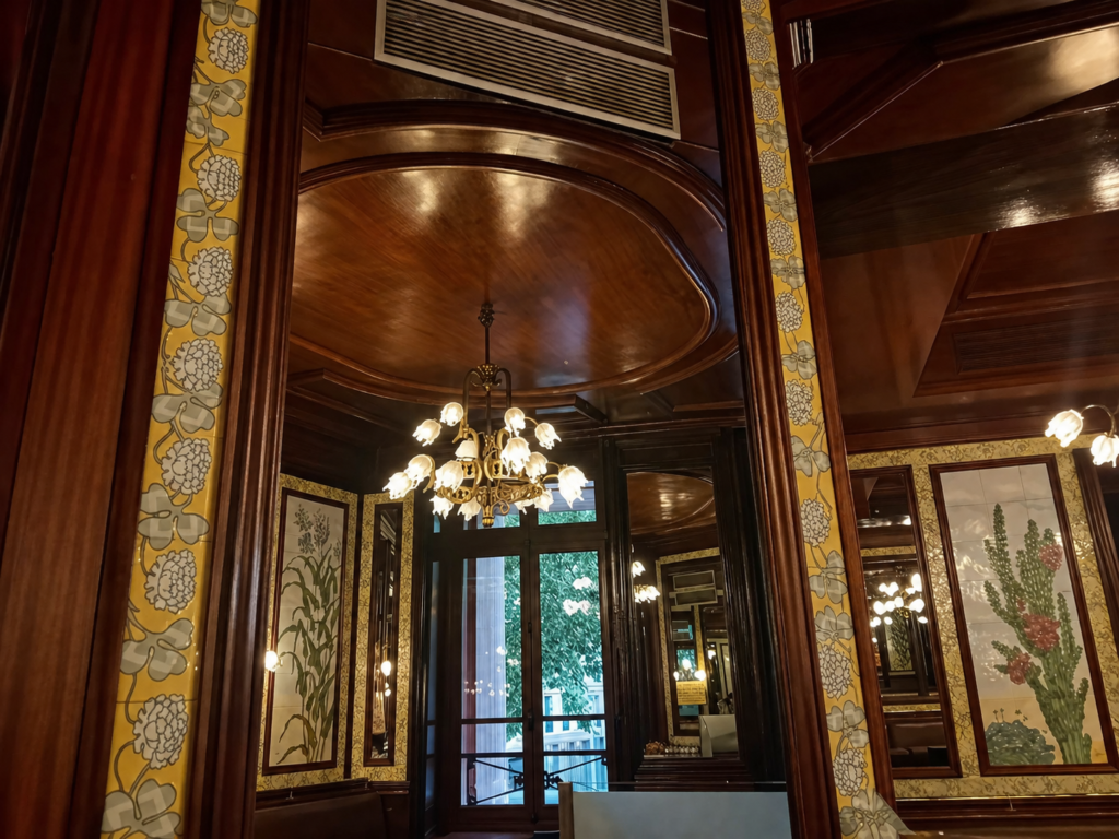 brasserie lipp boulevard saint germain parigi francia