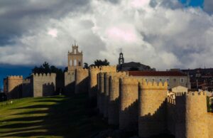 Avila Spagna cosa vedere dove si trova meteo