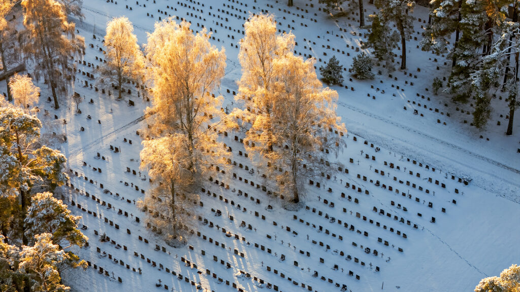 skogskyrkogrden il cimitero unesco di stoccolma